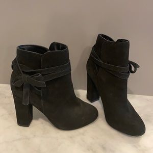 Steve Madden Loreen Size 7 Black Booties